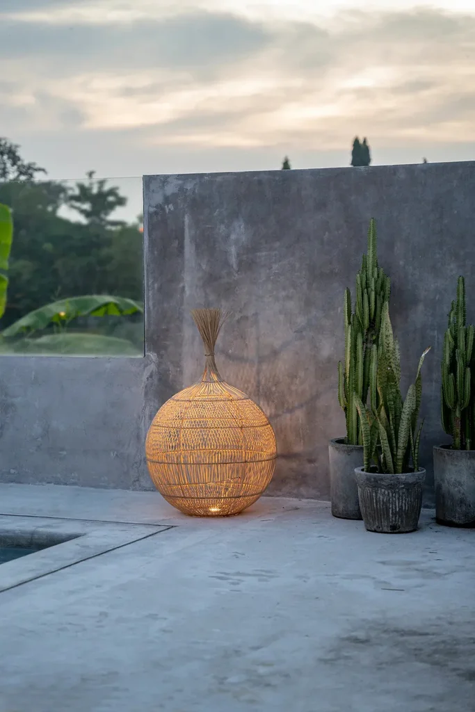BAZAR BIZAR — 1.Bazar Bizar the-wonton-floor-lamp-pendant-natural