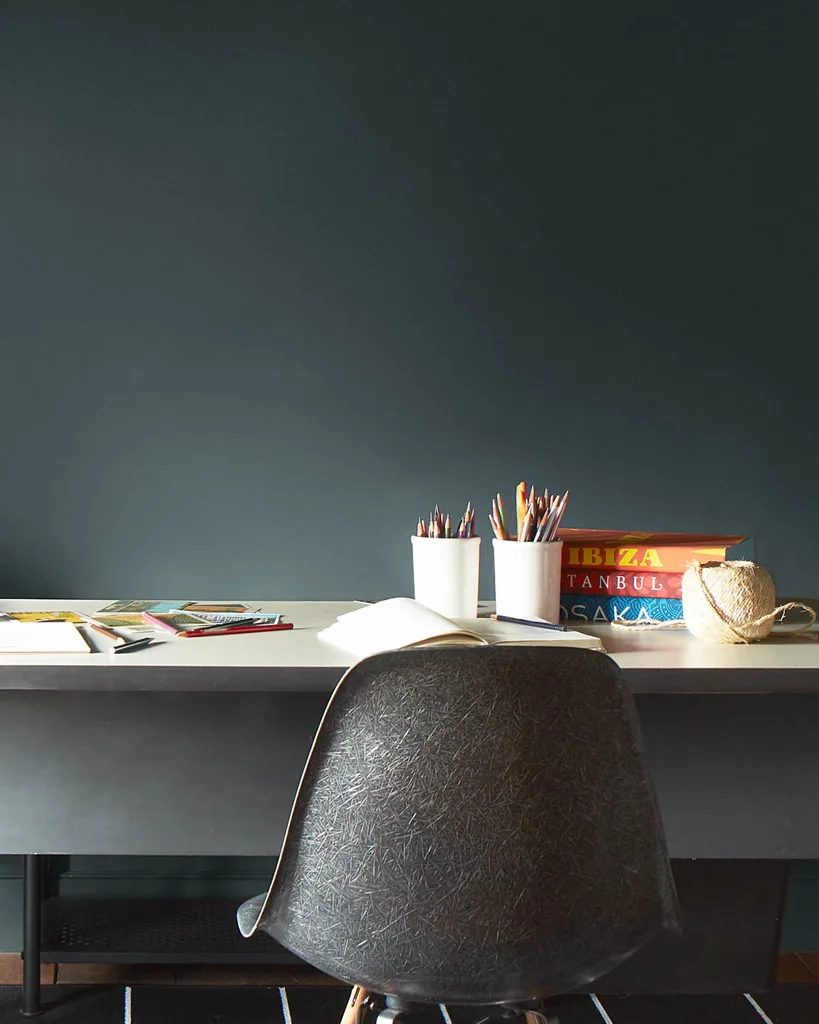 BENJAMIN MOORE — BM blue-paint-112