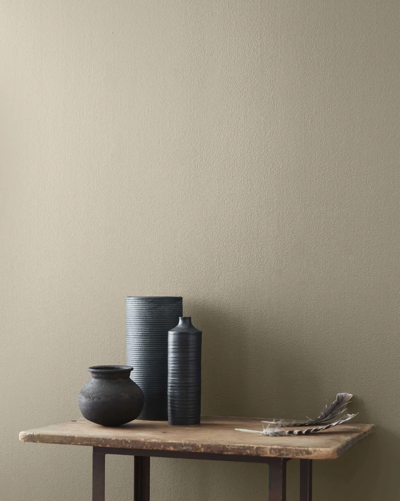 BENJAMIN MOORE — BM neutral-paint pashmina